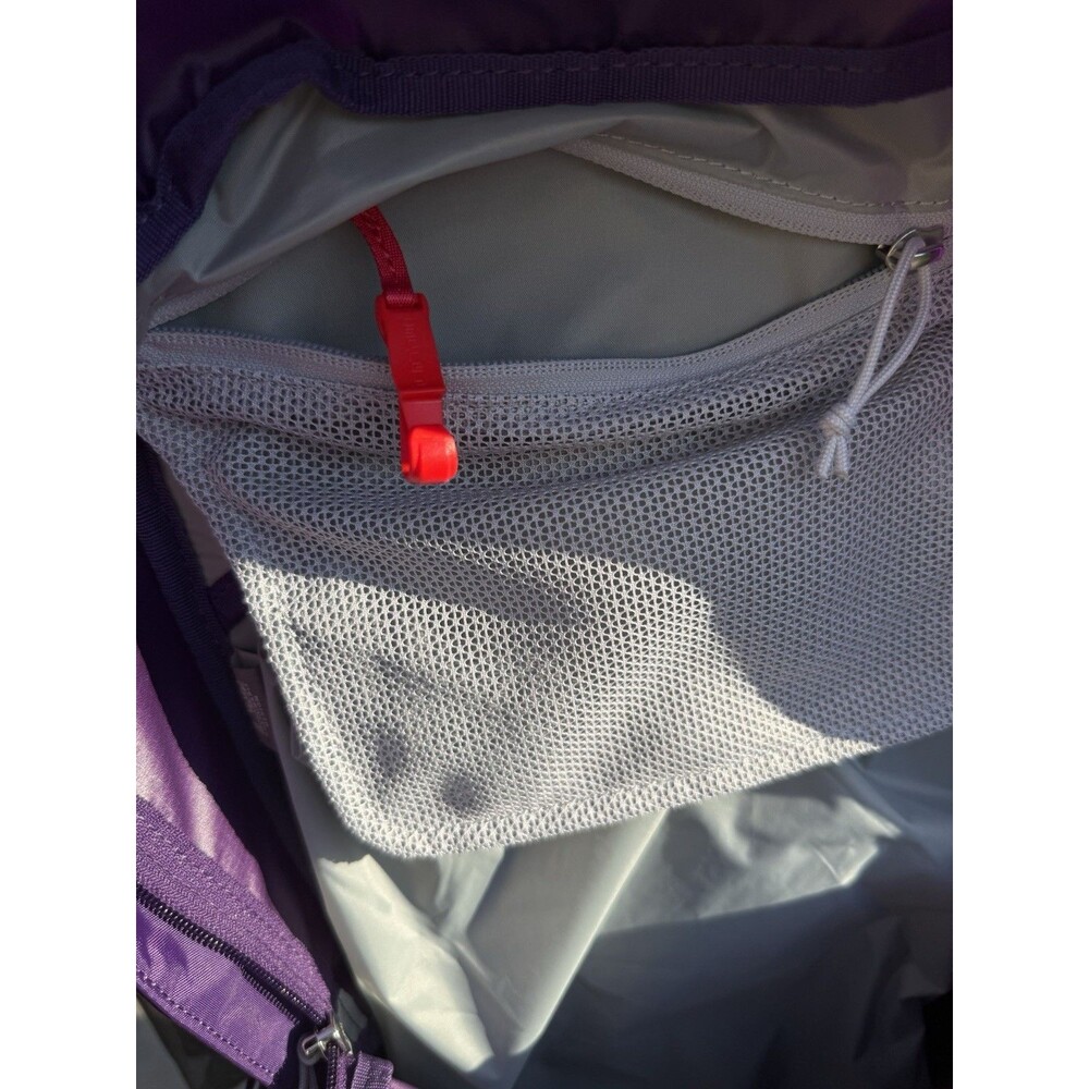 Osprey Tempest 20L Women's Hiking Backpack with Hipbelt, Violac Purple, WM/L - Picture 12 of 15